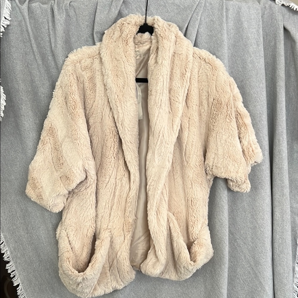 Jolt Cream Teddy Jacket Plush Cozy Design